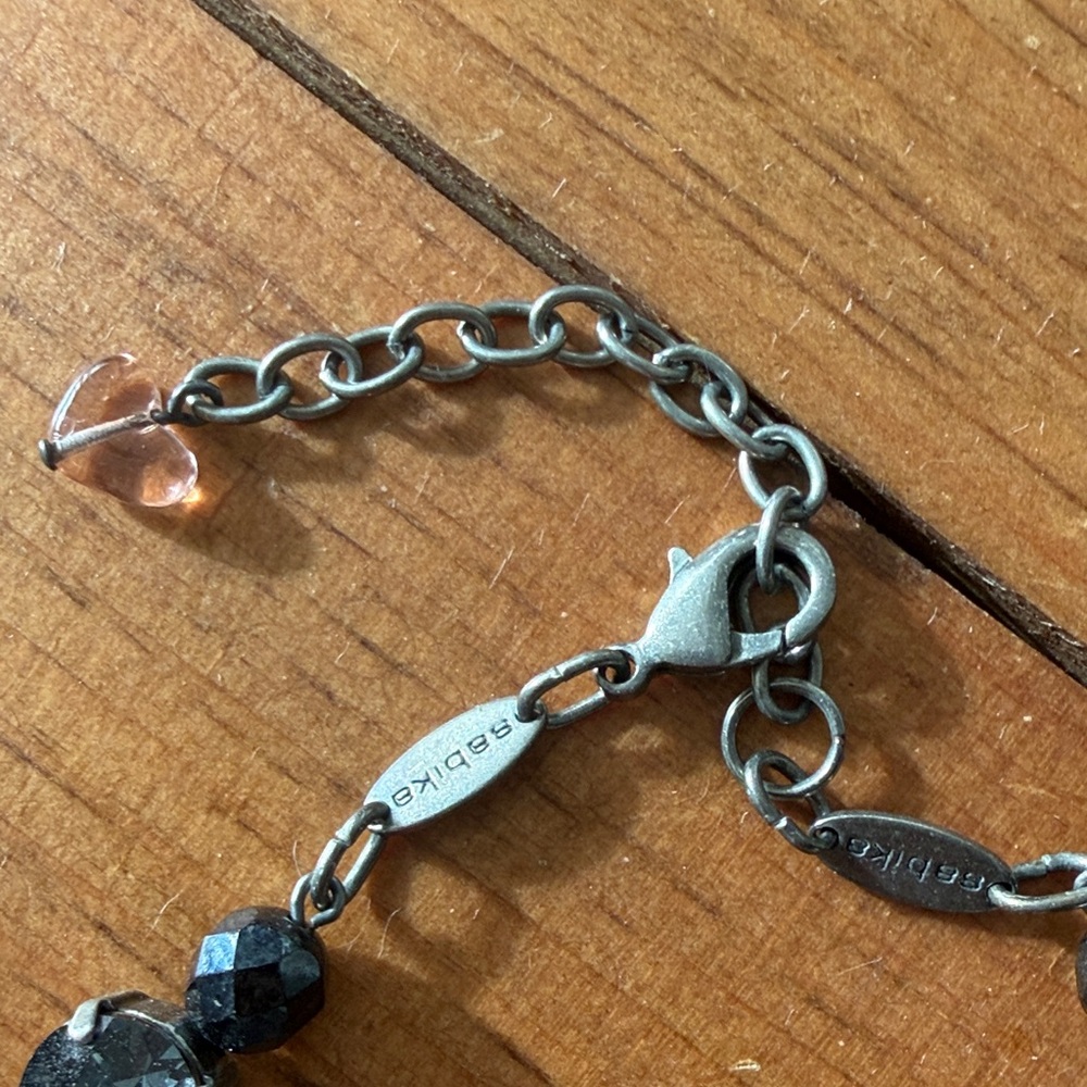 Sabika Elegant Black Crystal Necklace - Picture 2 of 3